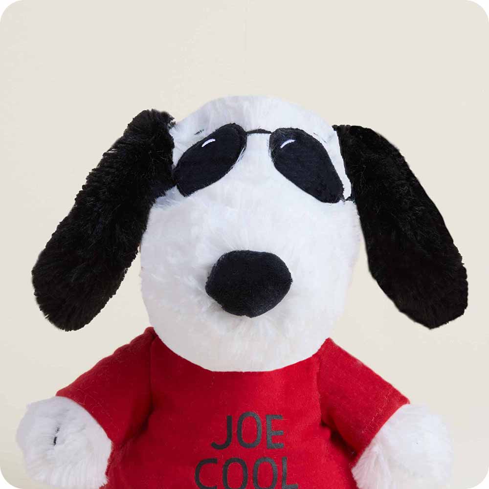 Alternative view of Joe Cool Snoopy Warmies